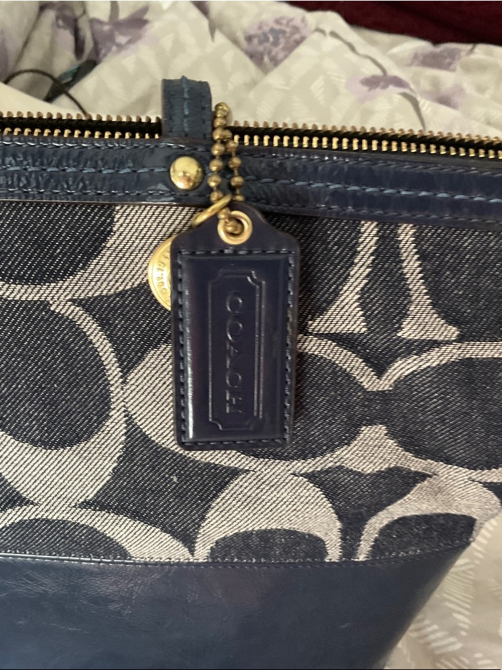 Coach Denim and Cream Signature Canvas Tote with Card Holder - Picture 4 of 9